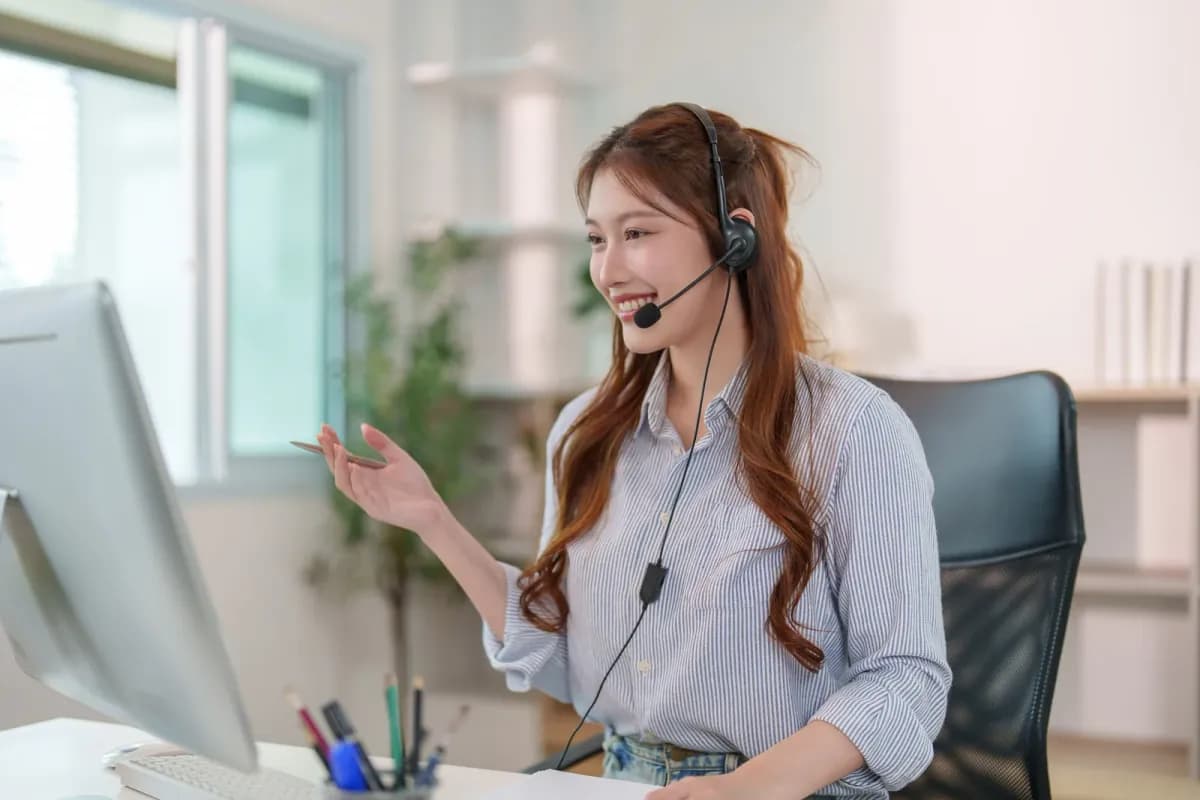 One Customer. Many Teams. One Experience.